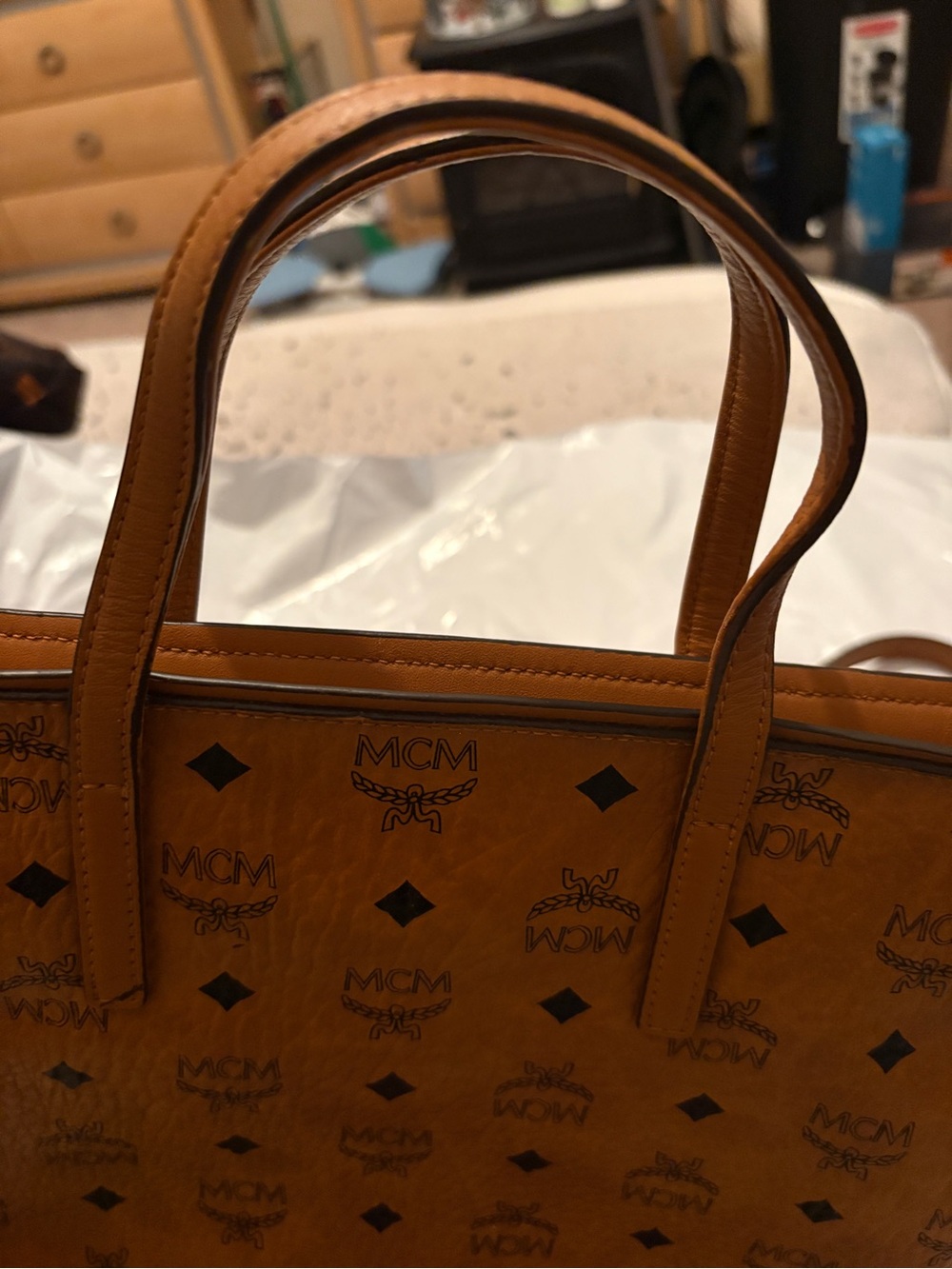 MCM Cognac Year of the mouse Visetos Tote with Yellow Cheese & Pink Mouse Patch - Picture 9 of 14